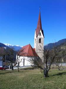Pfarrkiche der Gemeinde Lüsen in Südtirol