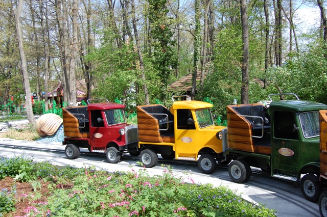 Oldtimer Convoy im Familypark in Burgenland