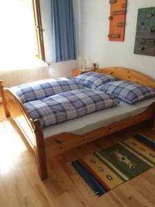 Ferienwohnung Elisa - Schlafzimmer auf dem Biohof Besenbäck in Rapottenstein